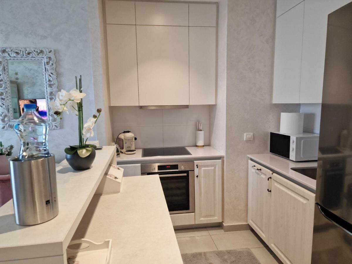 Beograd Na Vodi - BW Vista Luxury Apartman Kültér fotó